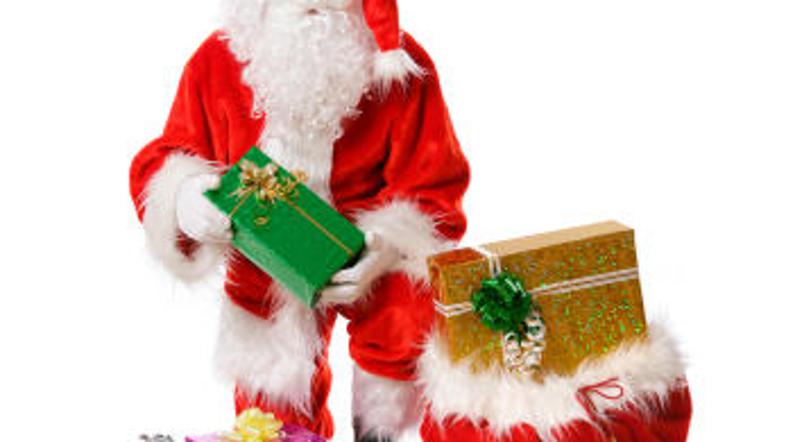 Nesrečnik, ki je oponašal Božička, je bil v dimniku ujet več kot 10 ur.