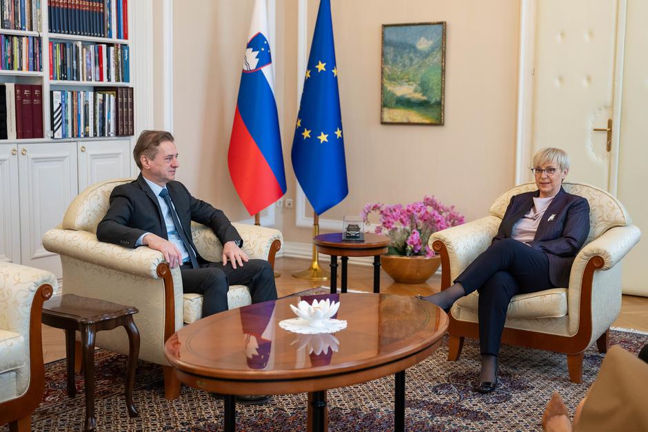 Robert Golob Nataša Pirc Musar predsedniki parlamentarnih strank pri predsednici Nataši Pirc Musar | Avtor: UPRS/Boštjan Podlogar