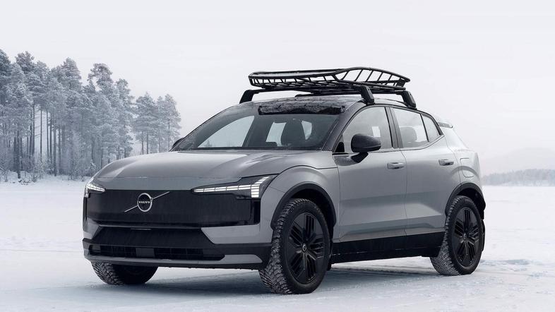 Volvo EX30 cross country