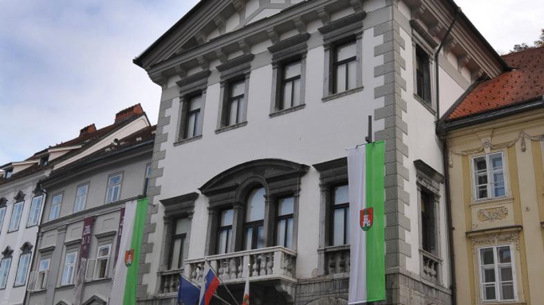 ljubljana 06.11.09, mestna hisa, mestni trg, rotovz, mol, foto: anze petkovsek