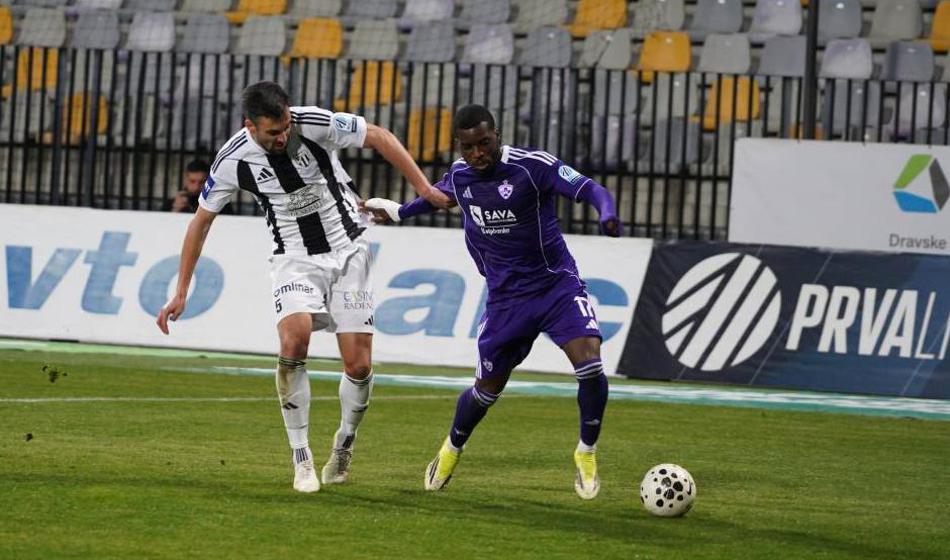 Vijoličasti le še štiri točke za Celjem