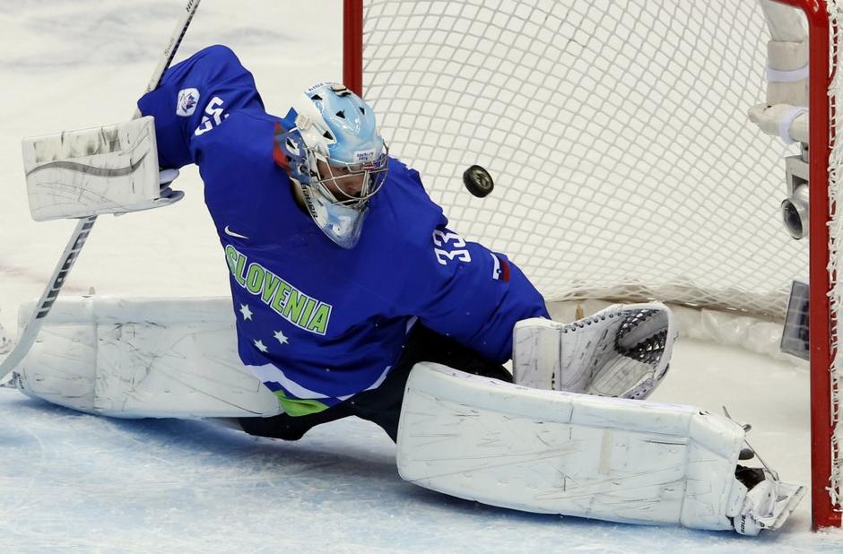 Kristan Slovenija Avstrija repesaž za četrtfinale hokej Soči 2014 | Avtor: Reuters