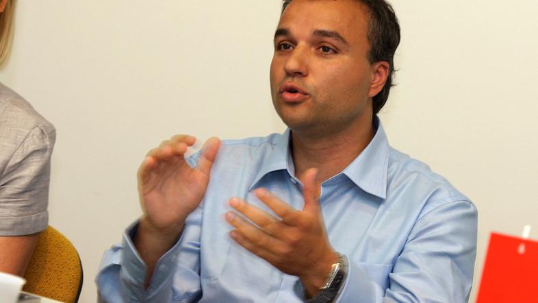 Koprska opozicija in njen županski kandidat Janez Starman sta zaskrbljena zaradi