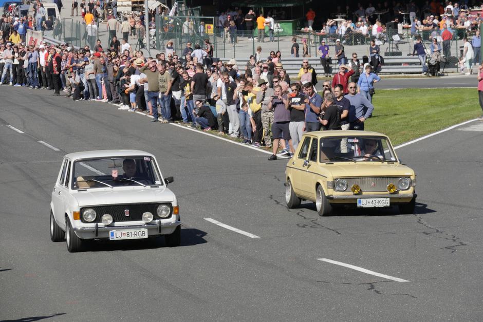 SVAMZ, starodobniki, zastava 750, fičko, slovenska veteranska avtomoto zveza | Avtor: Matija_Janežič