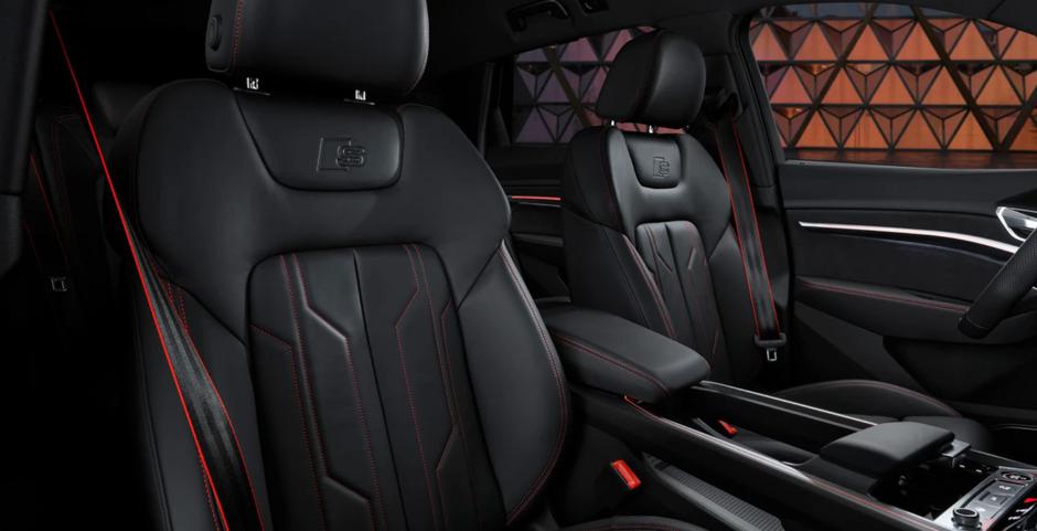 Audi Q8 e-tron in Q8 e-tron sportback | Avtor: Audi