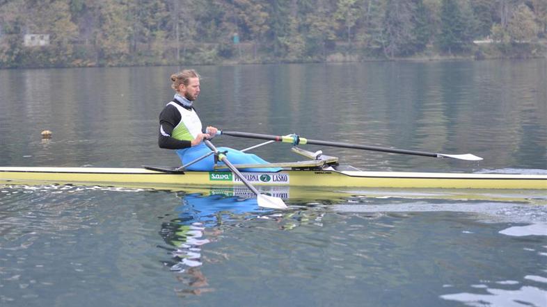 Luka Špik se bo v soboto na SP boril za kolajno. (Foto: Veslaška zveza Slovenije