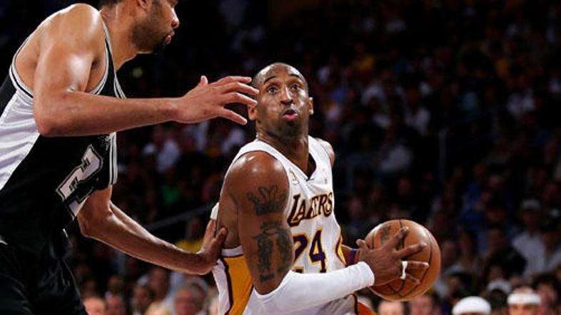 Tim Duncan in Kobe Bryant sta bila izbrana v najboljšo obrambno peterko.