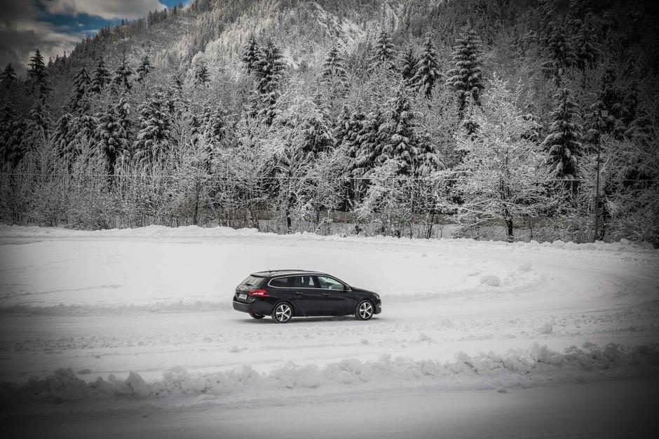 Trening vožnje po snegu | Avtor: Saša Despot