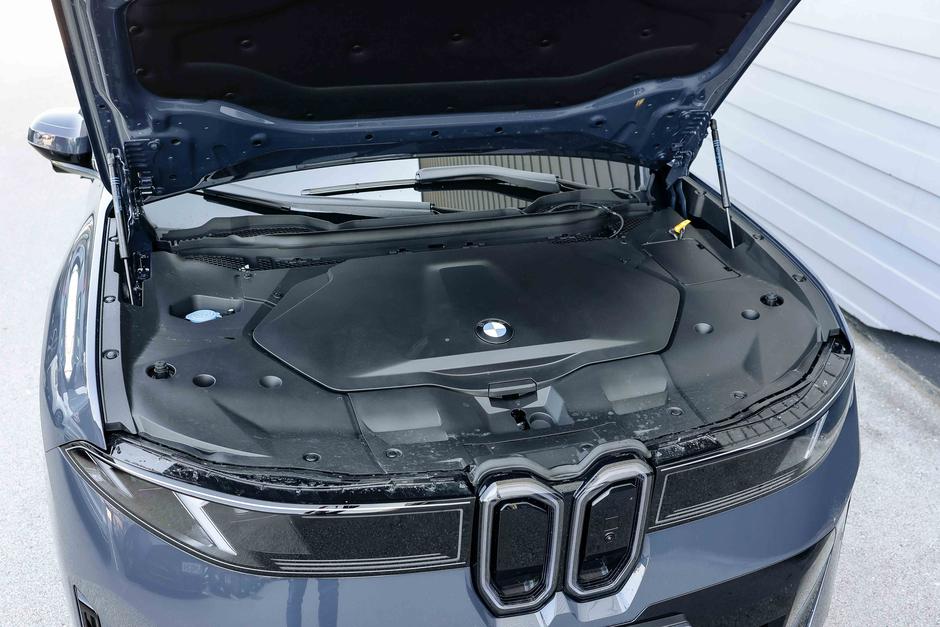 BMW iX3 | Avtor: Saša Despot