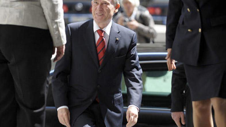 66-letni Horst Köhler je ponovno izvoljen za predsednika države.