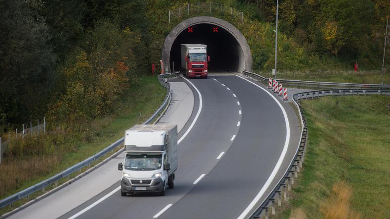 Avtocestna policija predor Trojane