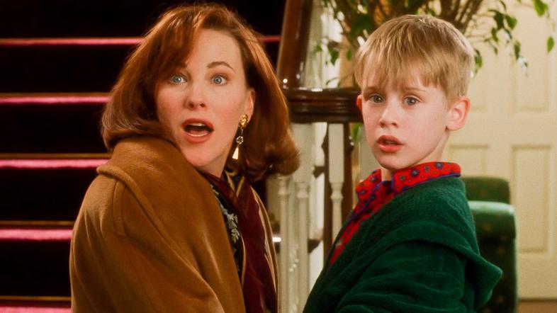 Catherine O'Hara in Macaulay Culkin