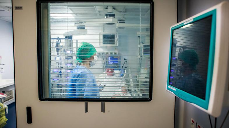 Koronavirus v Franciji