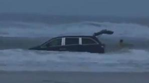 Z avtomobilom v morje