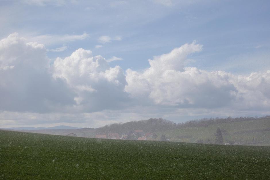 aprilsko vreme oblaki ploha | Avtor: Profimedia