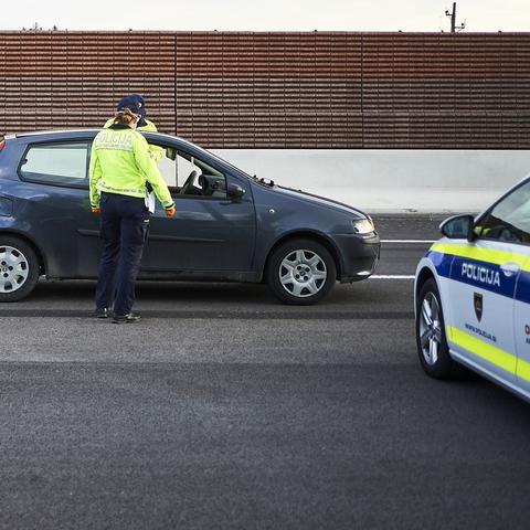 Policija kontrola prometa