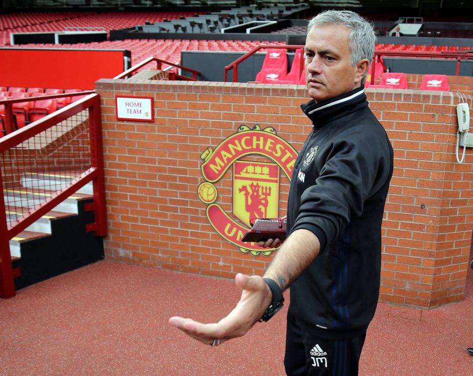 Jose Mourinho predstavitev old trafford