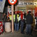 Takole so delavci več dni blokirali rafinerijo Grandpuits. (Foto: Reuters)