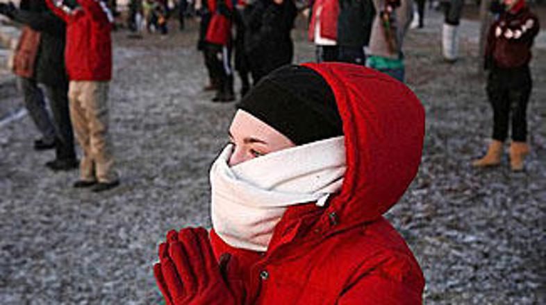 Nizke temperature pa prebivalcev ne zadržijo v notranjosti.