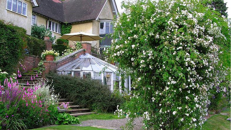 Za kratek čas lahko svoj dom zamenjate za tujega.