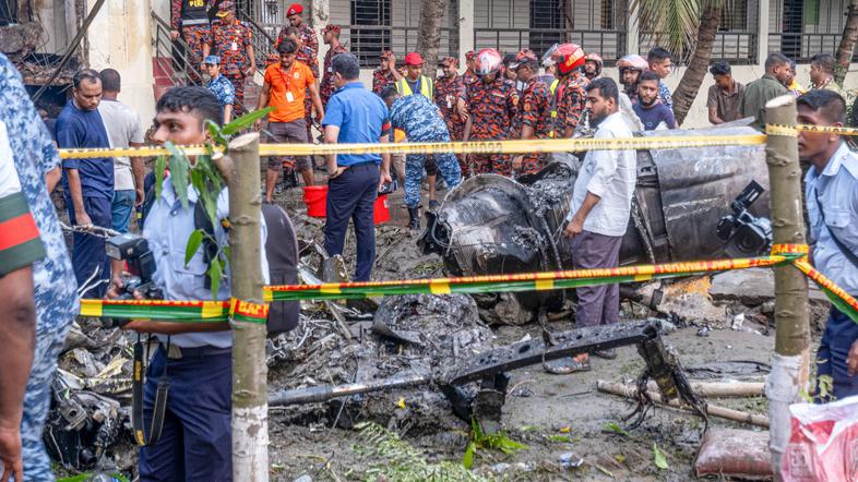 Letalska nesreča v Bangladešu