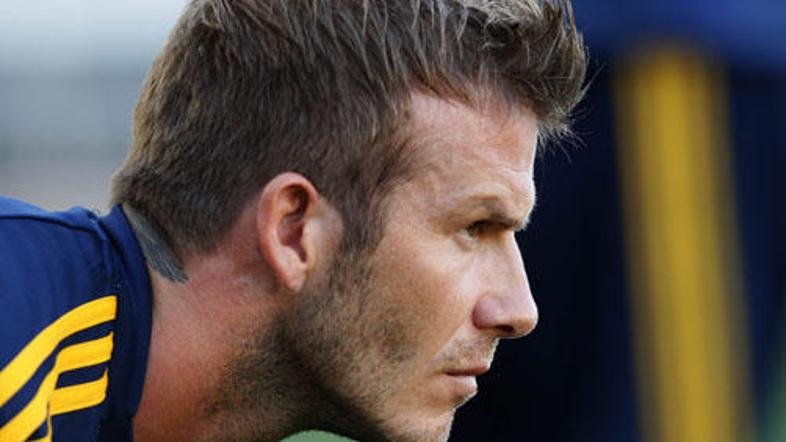 David Beckham ljubi okus cigare. Foto: Reuters