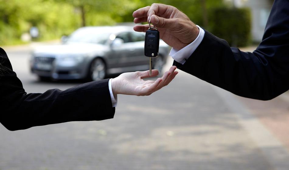 Novi avtomobili bodo letos še dražji. Preberite zakaj!