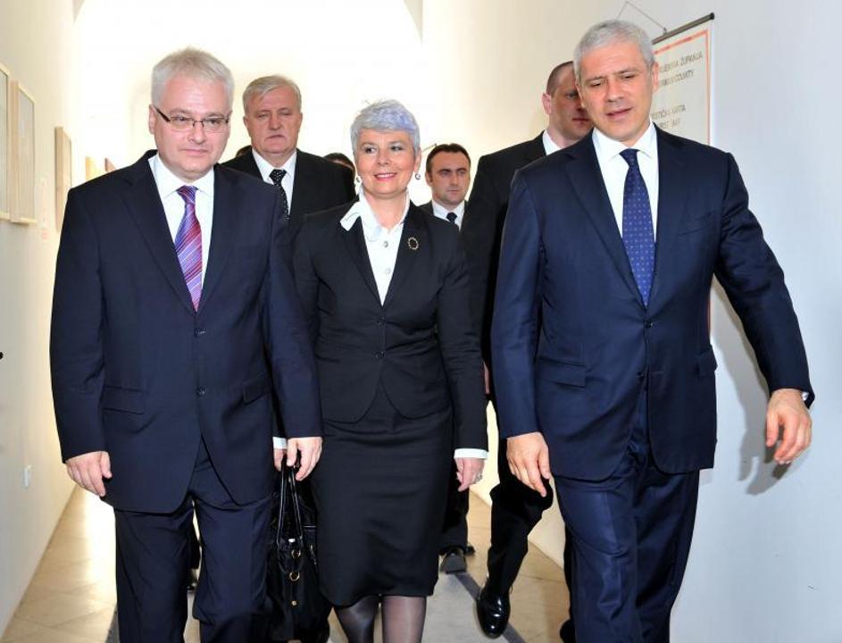 Srbski in hrvaški predsednik sta se srečala s predstavniki hrvaških združenj dru