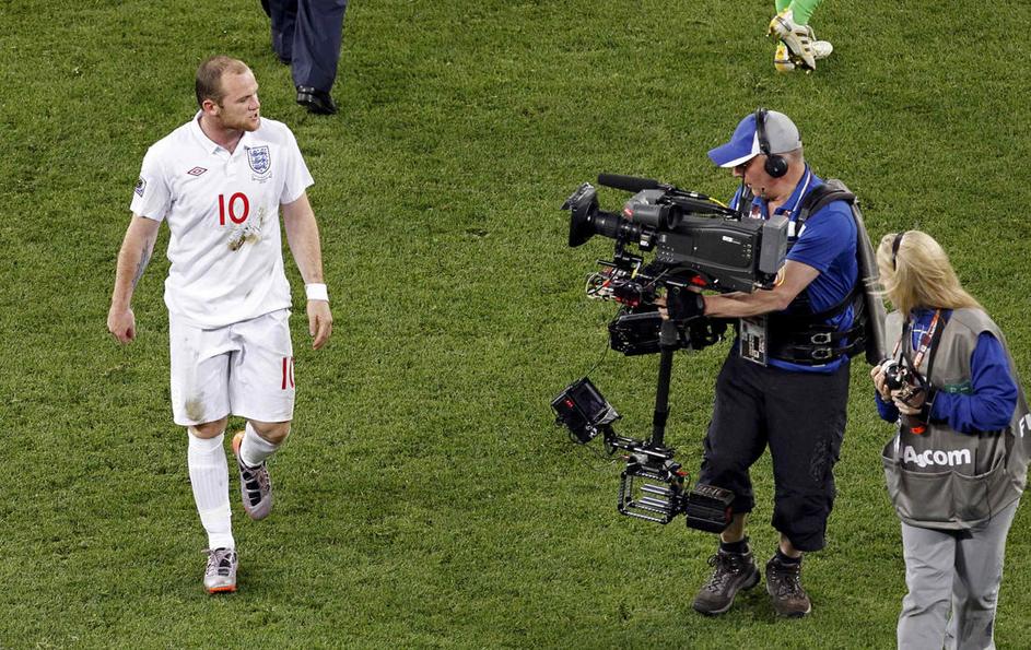 Wayne Rooney se zaveda, da bodo Angleži svoje navijače na srečanju s Slovenci še