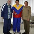 Hugo Chavez je gost Fidela in Raula Castra na Kubi.