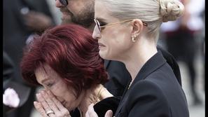 sharon osbourne, kelly osbourne