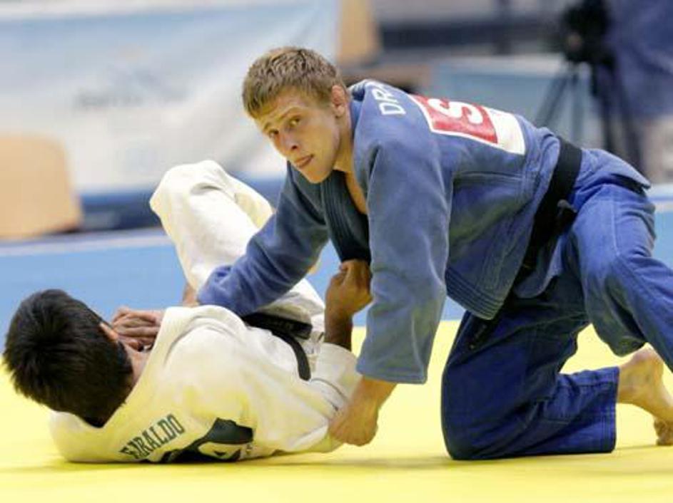 Rok Drakšič se je v polfinalnem obračunu nekoliko poškodoval. (Foto: STA)