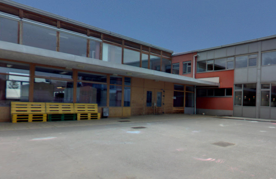 oš dobrova | Avtor: Google Earth