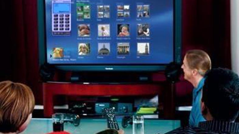 STB-je podobno kot konzole povežemo na televizor. Od tu naprej ponujajo pestre n