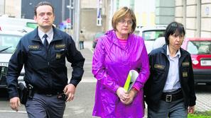 slovenija 21.03.13. hilda tovsak, privedba na sodisce, foto: zurnal24