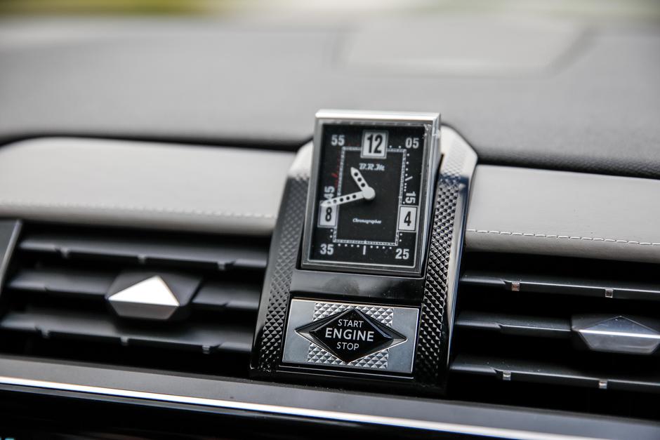 DS7 | Avtor: Saša Despot