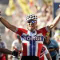 Norveški kolesar Thor Hushovd je na SP na cestni dirki zmagal pred Dancem Mattij