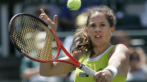 Sta bili Schnyderjeva (na fotografiji) in Dulkova prisiljeni plesati, kot so igr