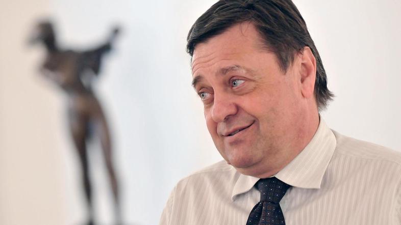 Kmetijsko ministrstvo zaradi poročanja medijev noče dati soglasja, pravi Jankovi