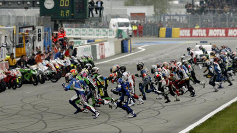 Takole so v soboto startali, 24 ur potem je slavil Suzuki.