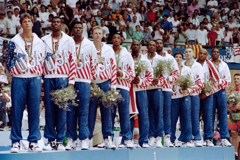 Dream Team ameriško sanjsko moštvo Barcelona 1992 Barkley Ewing Jordan Bird Johnson Malone Mullin Robinson Drexler | Avtor: Profimedia