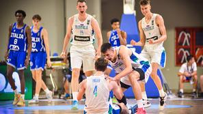 Slovenska košarkarska reprezentanca do 18 let