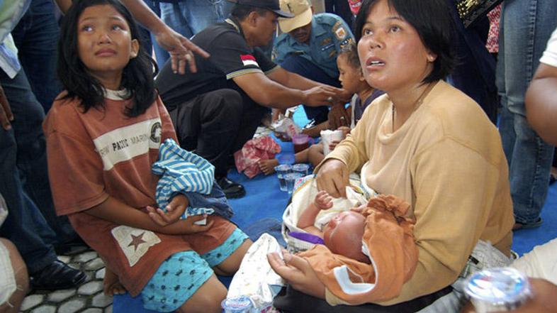 Preživeli potniki. (Foto: Reuters)