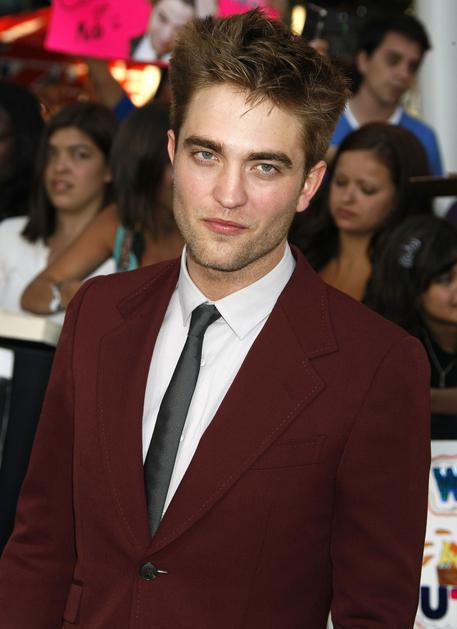Robert Pattinson