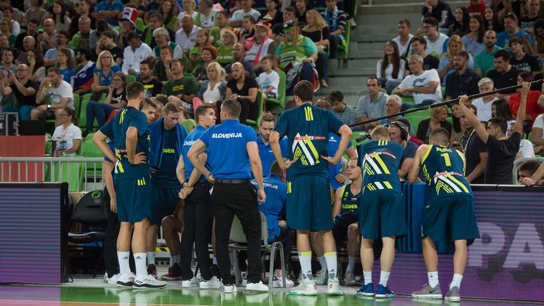 Slovenija:Črna Gora