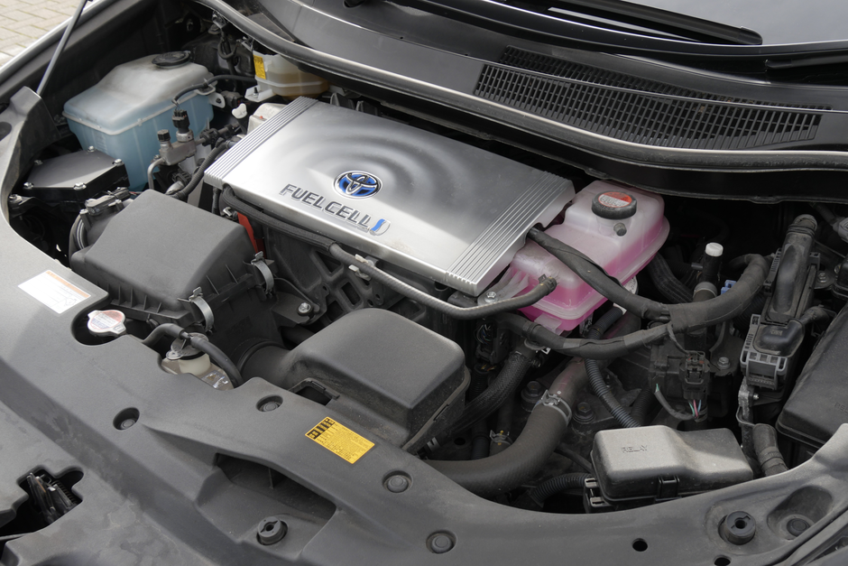 motorna olja, hladilne tekočine, aditivi | Avtor: Matija_Janežič