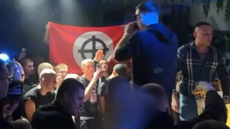 lucija koncert nacistični simbol