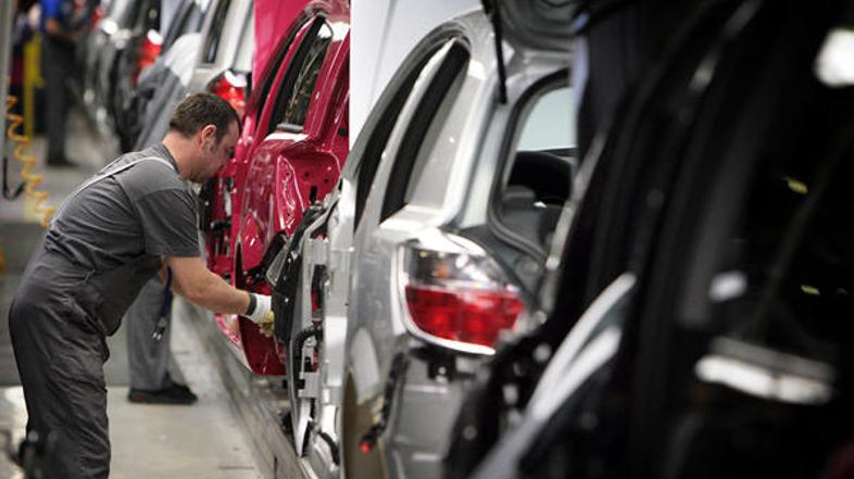 Približno 25.000 zaposlenih pri proizvajalcu avtomobilov Opel v Nemčiji si lahko