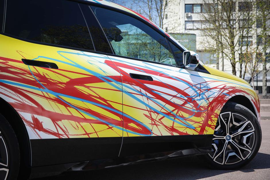 BMW iX redesign | Avtor: Saša Despot