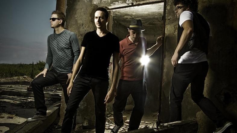 Veseli so, da tujci cenijo glasbo, ki pa v Sloveniji še čaka na svoj trenutek. (